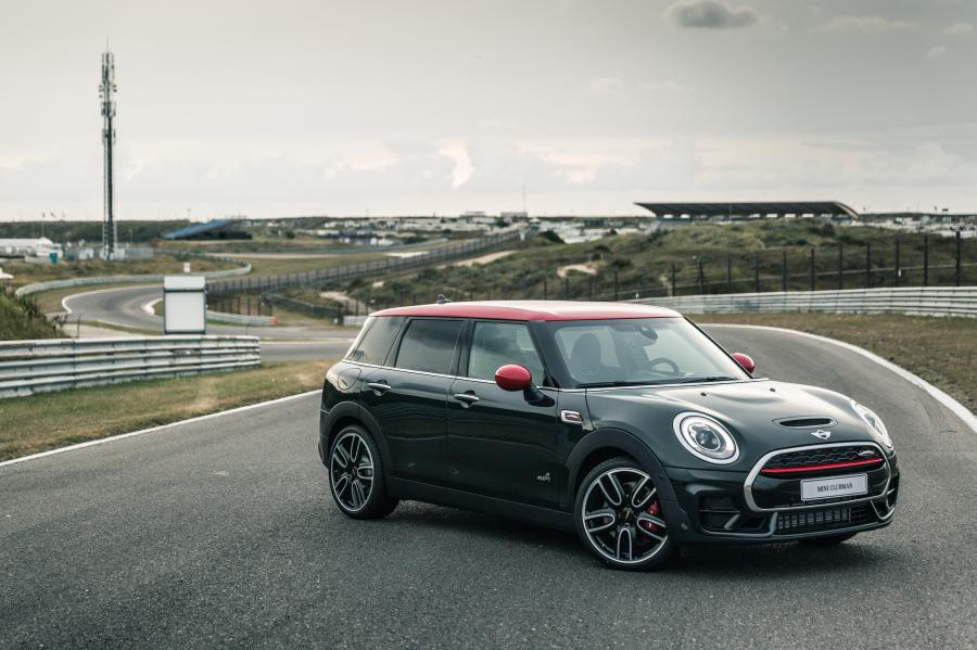  Mini John Cooper Works Clubman 2016 года  (WW) (фото 15 из 102)